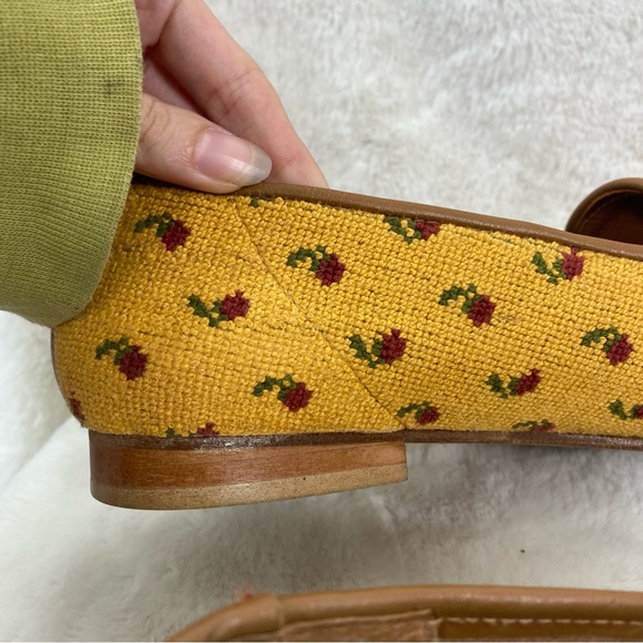 Zalo Vintage Zalo Yellow & Red Rose Needlepoint Flats size 11 - Picture 6 of 16